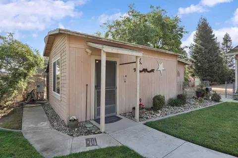 Exterior - 1187 S Mohler Rd, Ripon, CA 95366 photo 10 of 11