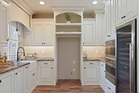 Kitchen - 1187 S Mohler Rd, Ripon, CA 95366 photo 4 of 6