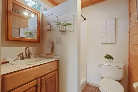 Bath - 1187 S Mohler Rd, Ripon, CA 95366 photo 4 of 4