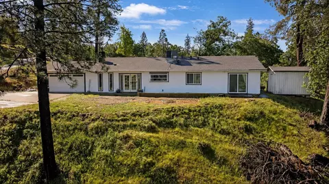 Exterior - 4420 Pleasant Oak Ct, Placerville, CA 95667 photo 2 of 3