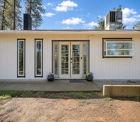 Exterior - 4420 Pleasant Oak Ct, Placerville, CA 95667 photo 3 of 4
