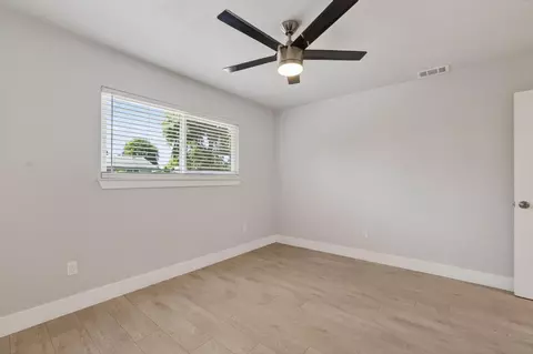 Bedroom - 6410 Rolling Way, Carmichael, CA 95608 photo 6 of 12