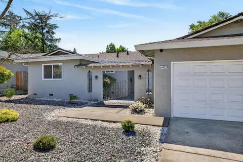 Exterior - 6410 Rolling Way, Carmichael, CA 95608 photo 3 of 7