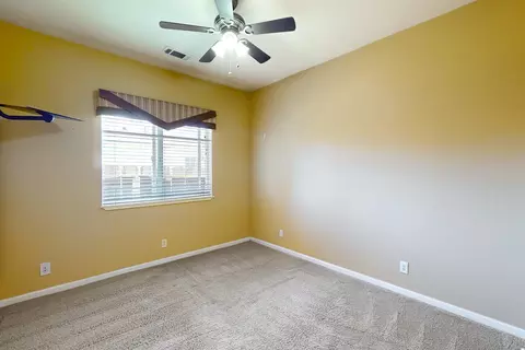 Bedroom - 1835 Magnolia St, Gridley, CA 95948 photo 2 of 5