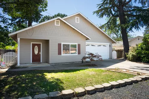 Exterior - 1835 Magnolia St, Gridley, CA 95948 photo 4 of 17