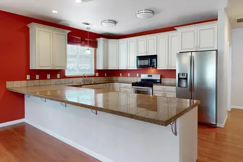 Kitchen - 1835 Magnolia St, Gridley, CA 95948 photo 2 of 7