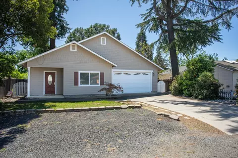 Exterior - 1835 Magnolia St, Gridley, CA 95948 photo 3 of 17