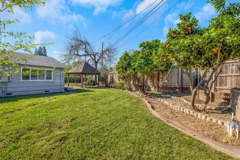 Exterior - 8301 Central Ave, Orangevale, CA 95662 photo 8 of 13