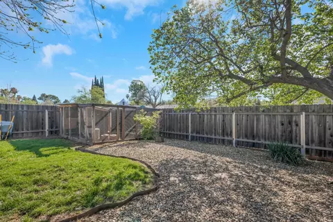 Exterior - 8301 Central Ave, Orangevale, CA 95662 photo 7 of 13