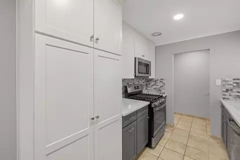 Kitchen - 8301 Central Ave, Orangevale, CA 95662 photo 5 of 5