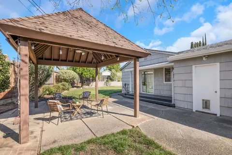Exterior - 8301 Central Ave, Orangevale, CA 95662 photo 4 of 13