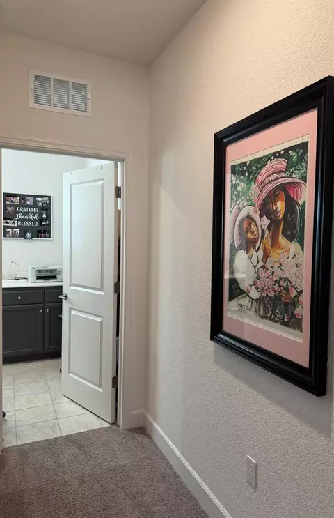 Entry Way - 461 Walcott St, Manteca, CA 95336 photo 2 of 2