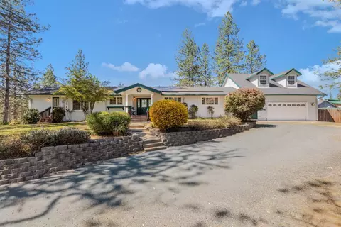 Exterior - 26375 Barb Wire Ln, Colfax, CA 95713 photo 5 of 24