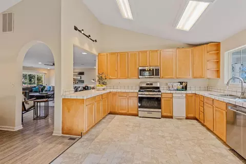Kitchen - 26375 Barb Wire Ln, Colfax, CA 95713 photo 1 of 2