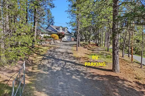 Exterior - 26375 Barb Wire Ln, Colfax, CA 95713 photo 3 of 24