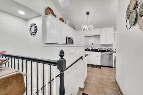 Entry Way - 623 10th St, Davis, CA 95616 photo 2 of 2