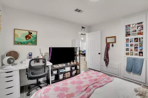 Bedroom - 623 10th St, Davis, CA 95616 photo 10 of 11