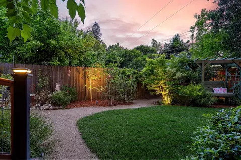 Exterior - 2813 Panay Ct, Carmichael, CA 95608 photo 33 of 38