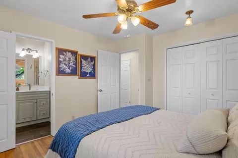 Bedroom - 2813 Panay Ct, Carmichael, CA 95608 photo 8 of 10
