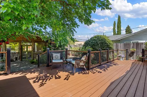 Exterior - 2813 Panay Ct, Carmichael, CA 95608 photo 7 of 38