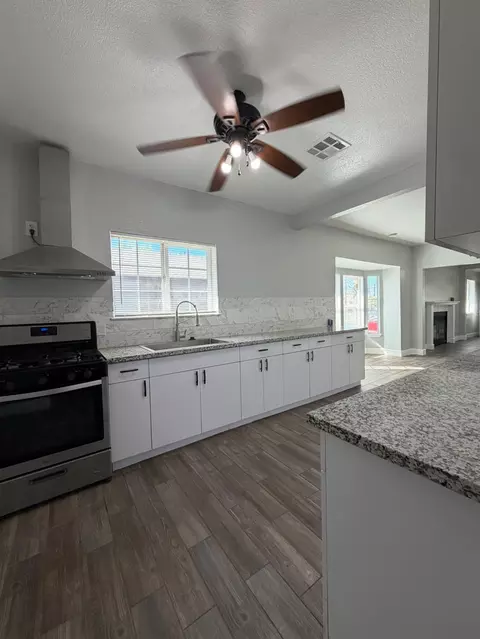 1506 Spokane St, Modesto, CA 95358 photo 9