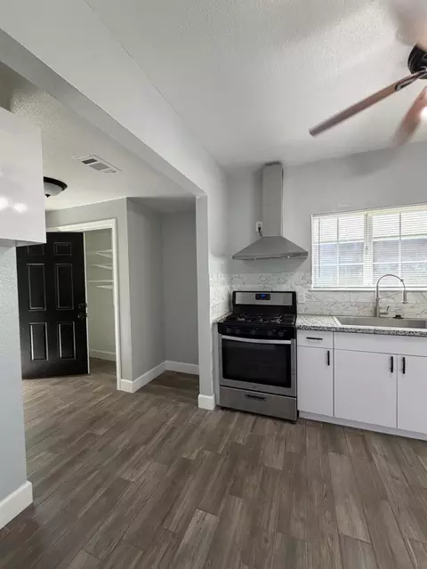 1506 Spokane St, Modesto, CA 95358 photo 10