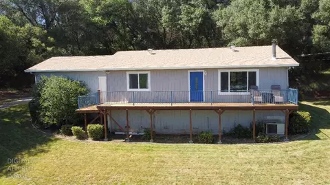 19310 Branding Iron Rd, Penn Valley, CA 95946