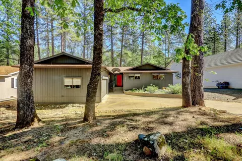 19662 Chaparral Cir, Penn Valley, CA 95946