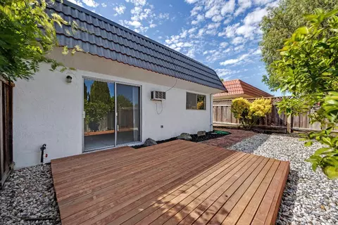 Exterior - 469 Glacier Dr, Martinez, CA 94553 photo 5 of 7