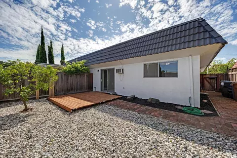 Exterior - 469 Glacier Dr, Martinez, CA 94553 photo 7 of 7