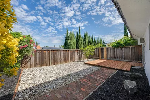Exterior - 469 Glacier Dr, Martinez, CA 94553 photo 6 of 7
