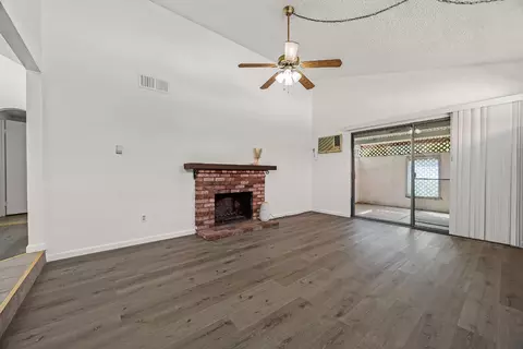 Living - 469 Glacier Dr, Martinez, CA 94553 photo 1 of 3
