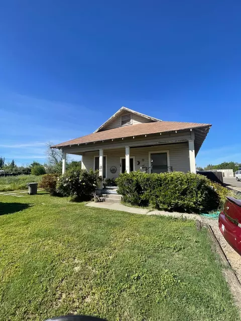 356 W Main St, Woodland, CA 95695