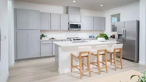 2340 Kaufman Ct, Woodland, CA 95776