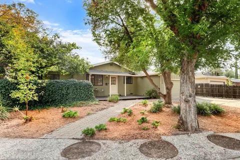 Exterior - 1224 Spruce Ln, Davis, CA 95618 photo 15 of 16