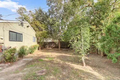 Exterior - 1224 Spruce Ln, Davis, CA 95618 photo 4 of 16