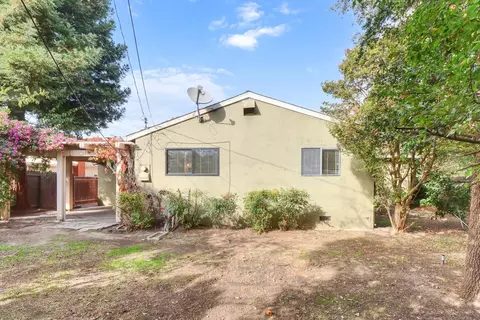 Exterior - 1224 Spruce Ln, Davis, CA 95618 photo 7 of 16