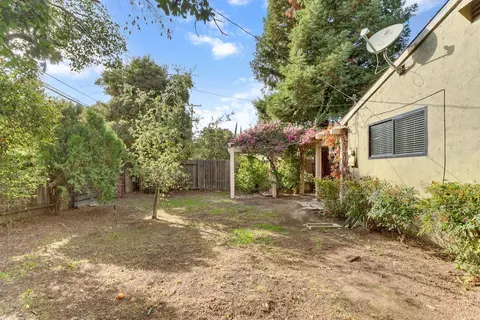 Exterior - 1224 Spruce Ln, Davis, CA 95618 photo 6 of 16