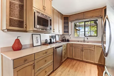 Kitchen - 1224 Spruce Ln, Davis, CA 95618 photo 4 of 7