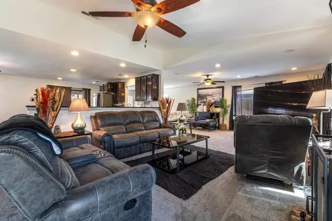 Living - 2713 Dania Ct, Modesto, CA 95358 photo 1 of 2