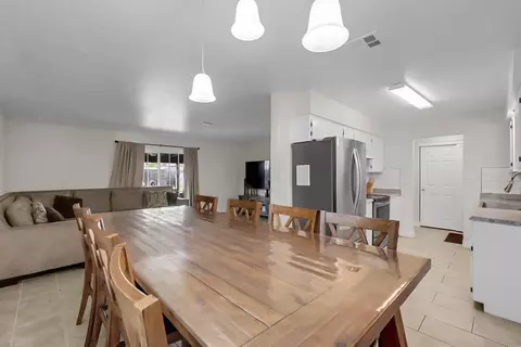 Dining - 2085 Coronado Ave, Merced, CA 95348 photo 1 of 1