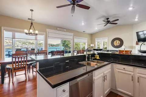 Kitchen - 5105 Lakeshore Dr, Copperopolis, CA 95228 photo 3 of 4