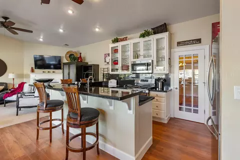 Kitchen - 5105 Lakeshore Dr, Copperopolis, CA 95228 photo 1 of 4