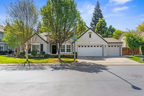 3808 Guildford Ln, Modesto, CA 95355