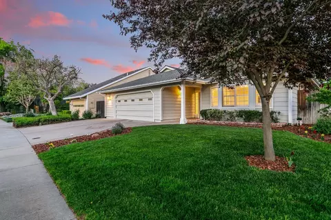 2216 La Mesa Ct, Davis, CA 95618 photo 2
