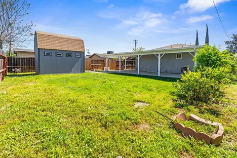 Exterior - 209 Crater Ave, Modesto, CA 95351 photo 7 of 7