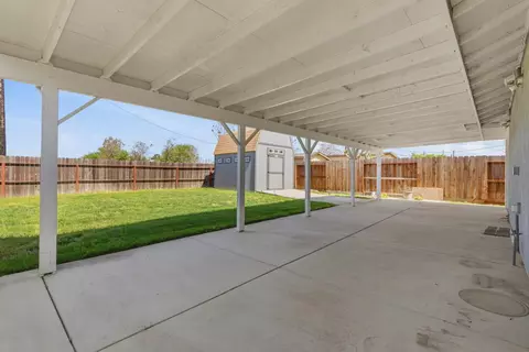 Exterior - 209 Crater Ave, Modesto, CA 95351 photo 5 of 7
