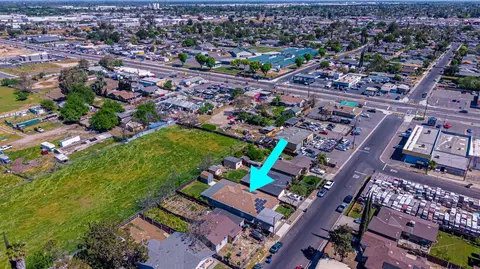 View/Area - 209 Crater Ave, Modesto, CA 95351 photo 5 of 6