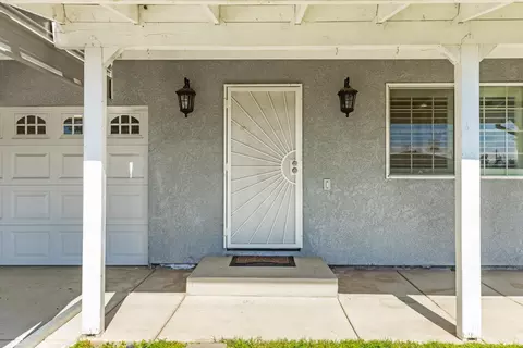 Exterior - 209 Crater Ave, Modesto, CA 95351 photo 3 of 7