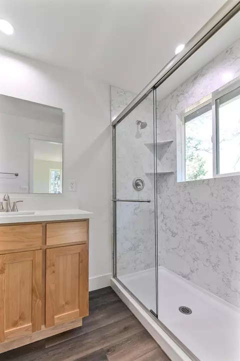 Bath - 830 Sheep Ranch Rd, Murphys, CA 95247 photo 3 of 8